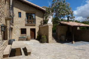 Casa Cerio - Casa Rural en Navarra - Patio - 02
